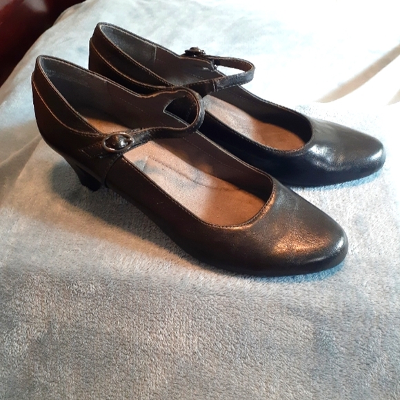 A2 Heelrest By Aerosoles Vegan Leather Shoes - Picture 3 of 6